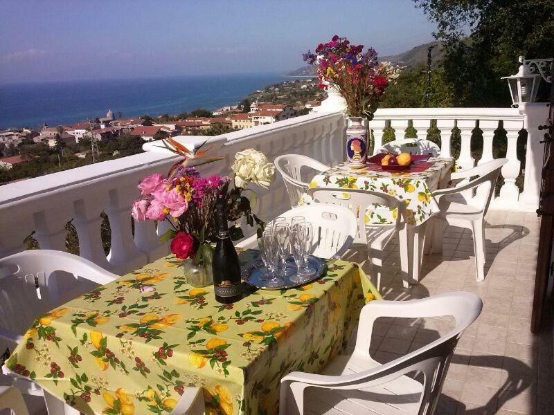 Villa Bella Vista Тропея Экстерьер фото
