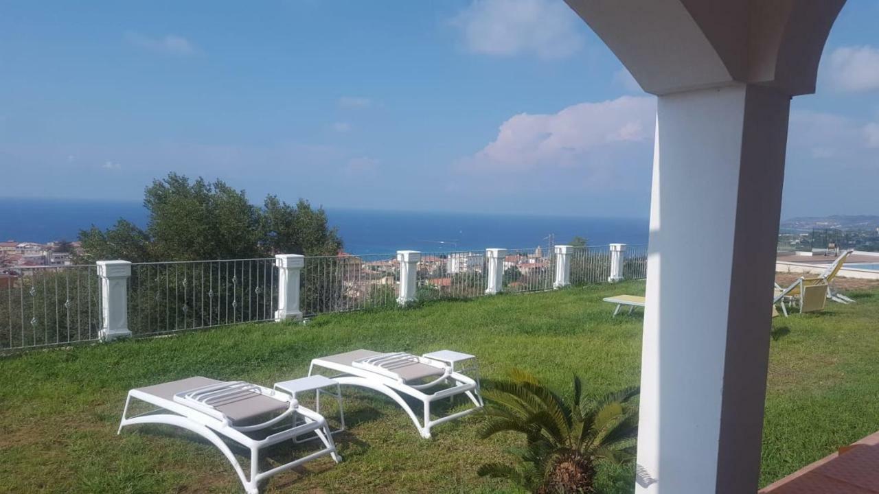 Villa Bella Vista Тропея Экстерьер фото